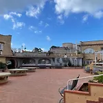Lejlighedshotel Ashur Mondello 2*