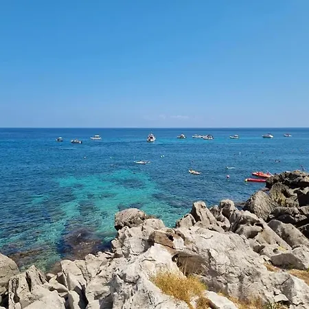 Ashur Mondello Appart hôtel