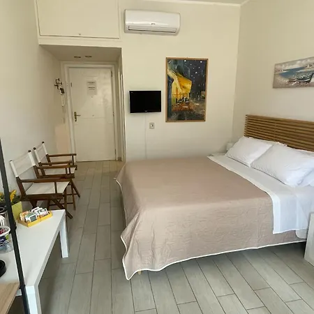 Ashur Mondello Ξενοδοχείο με διαμερίσματα 2*