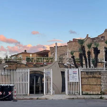 Ashur Mondello Παλέρμο